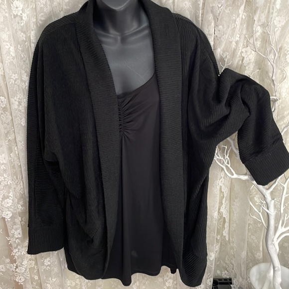 She & Sky Deep Black Open Curved Hem Sweater Cardigan - Picture 3 of 7